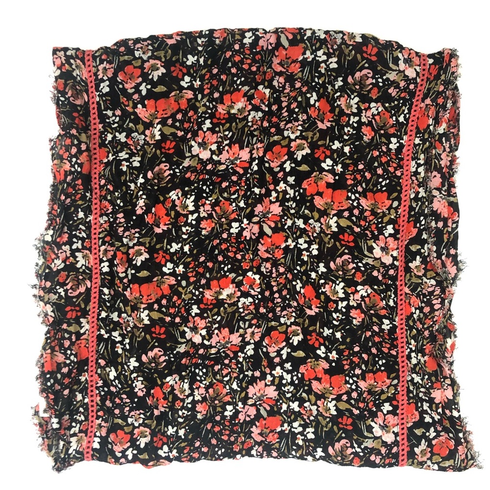 Scarf - Picture 4 of 6